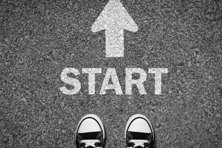 A street sign with the word "Start" depicting new beginnings.